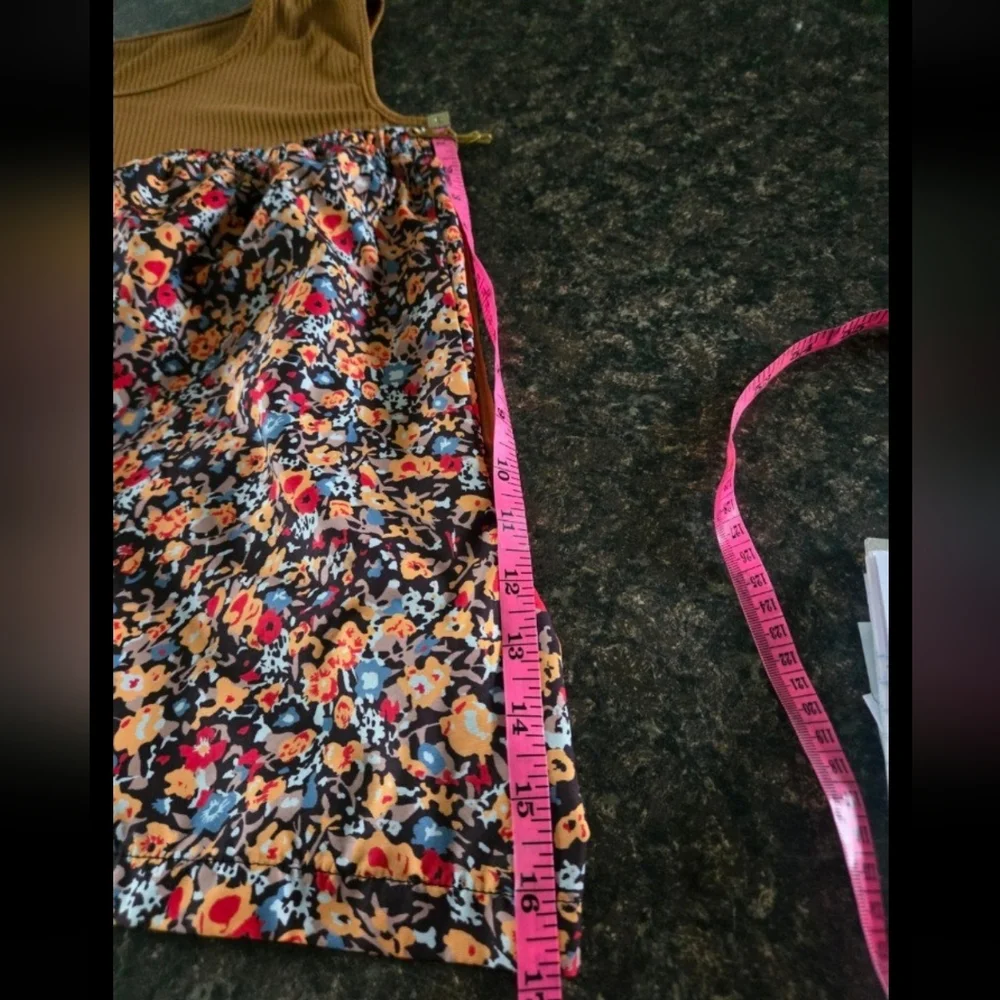 2 pc short and shirt set new without tags juniors 15 Yr Old - Picture 4 of 7